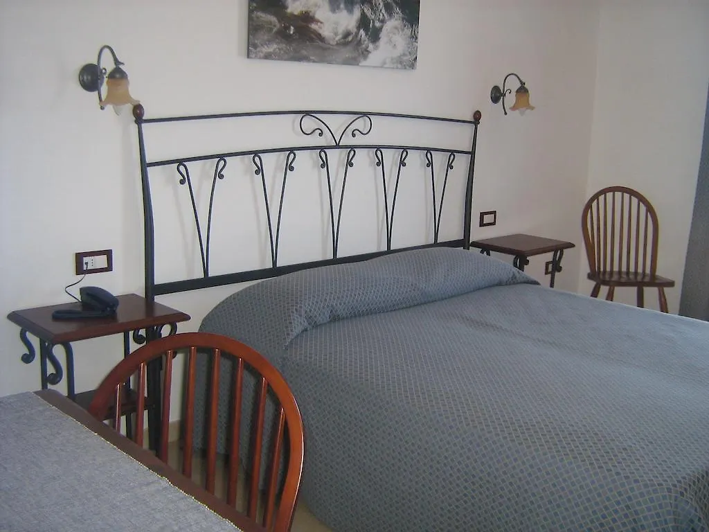 Hotel Punta Barone Santa Marina Salina 3*,  Ιταλία